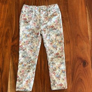 Hudson girl’s floral denim. 4T.